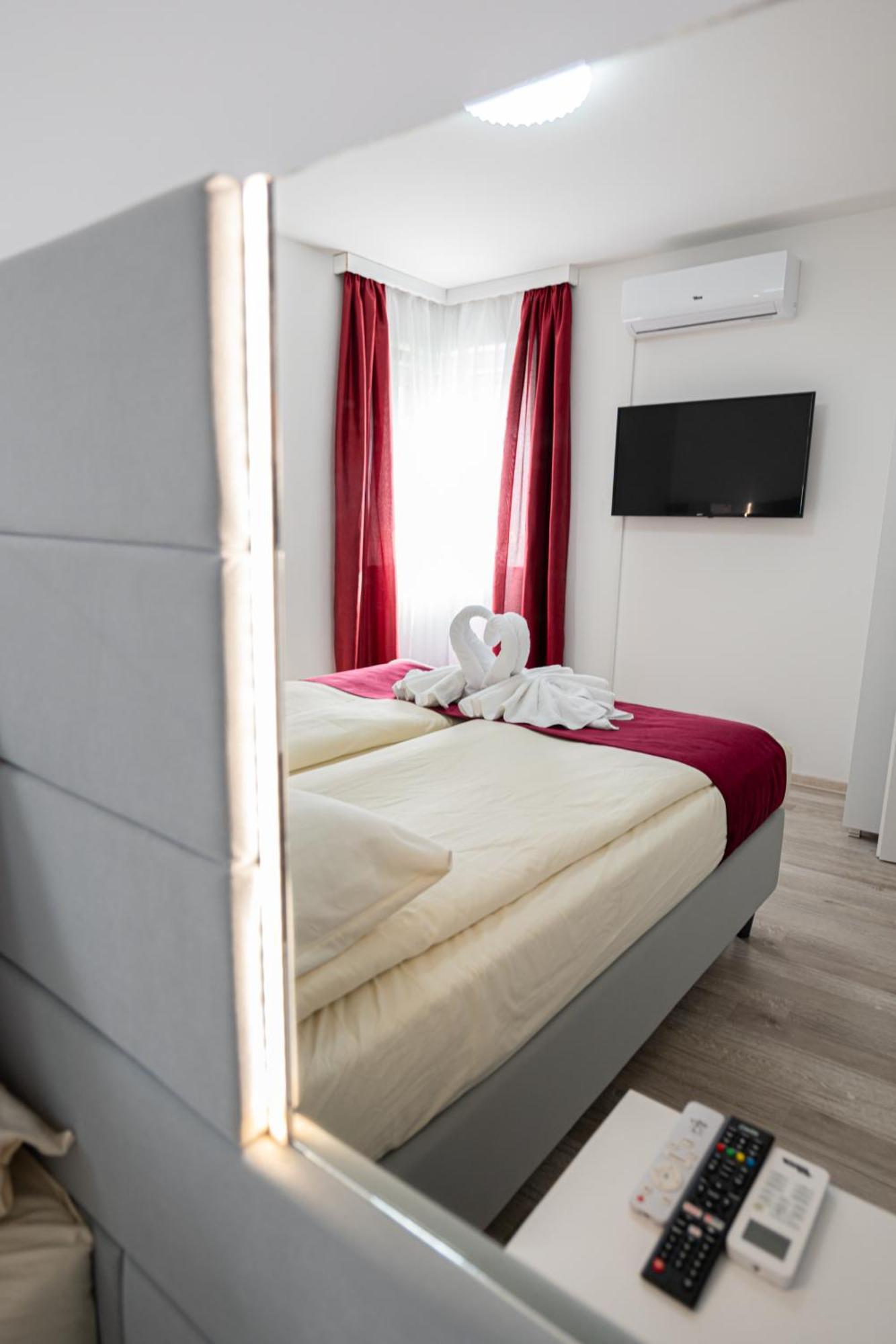 Hidden Gem Apartment Mostar Bagian luar foto