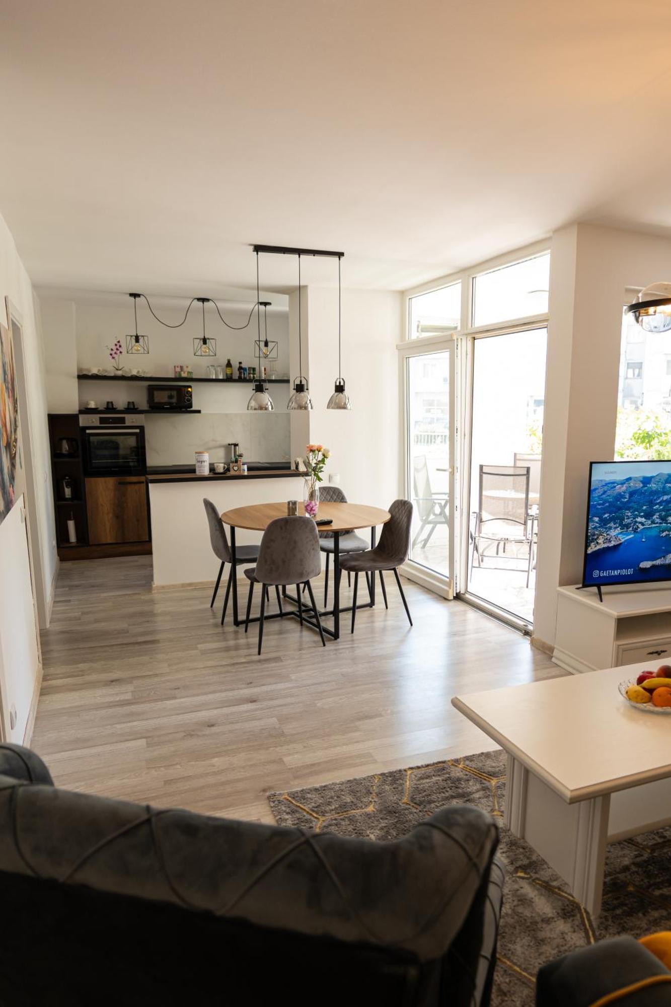Hidden Gem Apartment Mostar Bagian luar foto