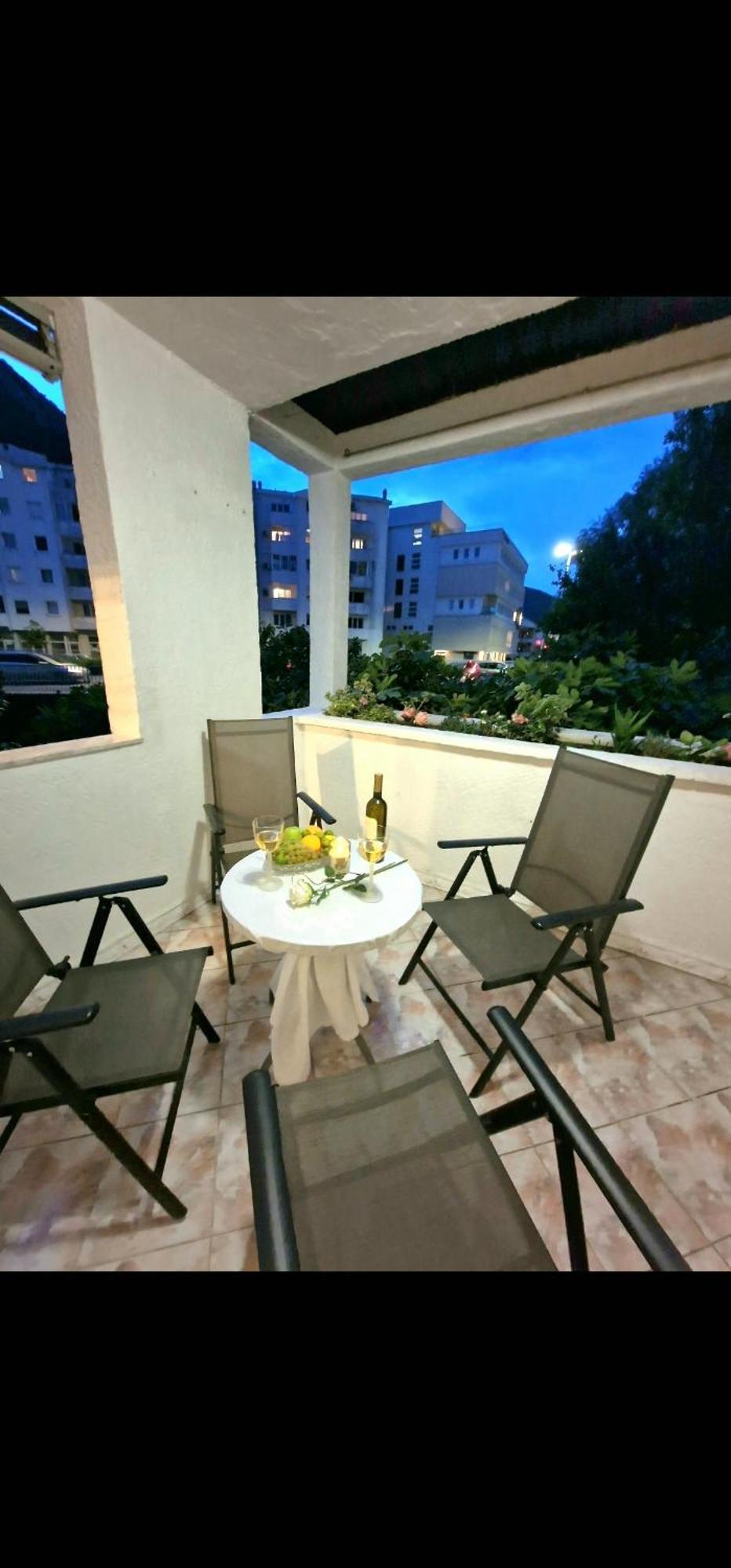Hidden Gem Apartment Mostar Bagian luar foto